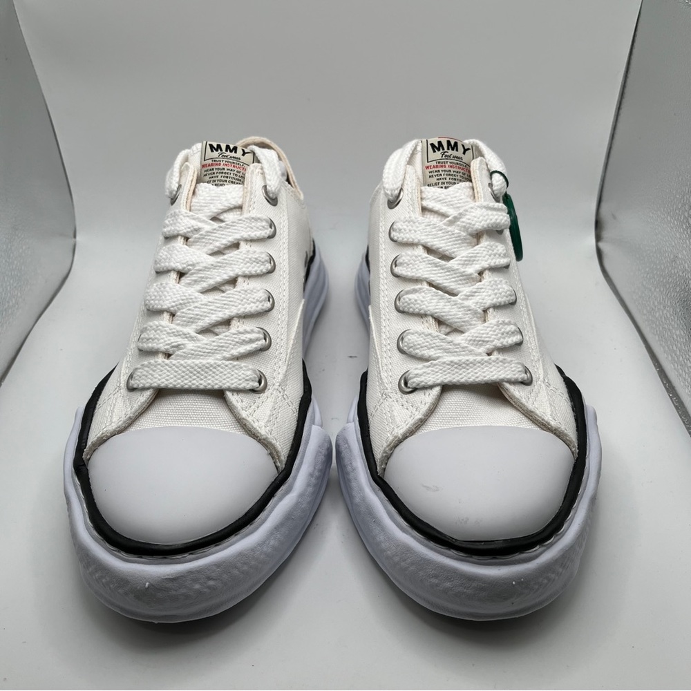 NWB MAISON MIHARA YASUHIRO
PETERSON LOW OG SOLE CANVAS SNEAKER - WHITE size 42 - Picture 4 of 12